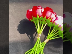 ขายปลีกดอกกุหลาบจําลอง 7 หัว ดอกกุหลาบจักรพรรดิ ดอกกุหลาบมือถือสําหรับบ้าน โรงแรม งานแต่งงาน