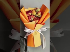 สไตล์ INS สร้างสรรค์ มินิพัสดุดอกกุหลาบสีแดงธรรมชาติ ดอกไม้แห้ง พิธีแต่งงาน ของขวัญ 520 คนรัก