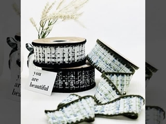 แขวนขอบขนทรงหอมกลิ่นกลิ่นกลิ่น