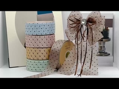 ดอกไม้พุ่งพุ่ง ผิวขัดผิวขัด แขวนเพชรสว่าง