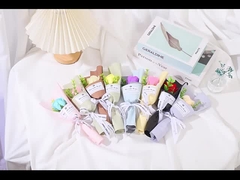 ของขวัญวันวาเลนไทน์และคริสต์มาส ดอกสีกุหลาบซับซ้อนดอกเดียว ดอกไม้เทียม สดและเล็ก