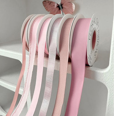 ซื้อ บรรจุภัณฑ์ดอกไม้ริบบิ้นความทรงจำสีชมพู อุปกรณ์ทำผม บรรจุภัณฑ์ของขวัญ พร้อมช่อดอกไม้ DIY ที่ทำด้วยมือ การผลิตออนไลน์