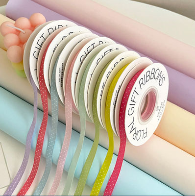 ซื้อ ริบบิ้นโพลีเอสเตอร์ลายจุดสองด้าน 1 ซม./18 ม. เหมาะสำหรับงาน DIY ทำมือ บรรจุภัณฑ์ ช่อดอกไม้ และตกแต่งโบว์ การผลิตออนไลน์