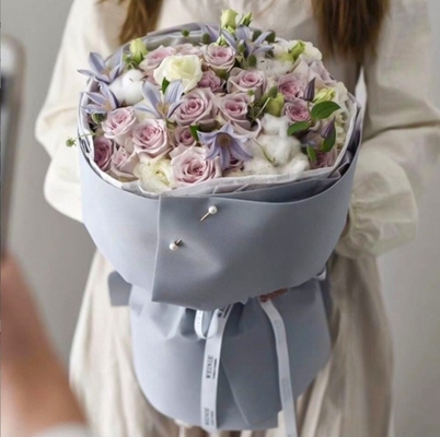 ซื้อ กระดาษลายนูนสไตล์เกาหลีกันน้ำสำหรับบรรจุภัณฑ์งานศิลปะดอกไม้กระดาษ Kafin ขนาด 58*58 ซม. ช่อกลมพลาสติก online manufacture