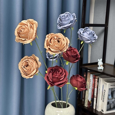 ซื้อ ดอกไม้จําลอง 3 ดอกกุหลาบ การตกแต่งบ้านแต่งงาน การจัดฉากดอกไม้ที่ทําด้วยมือ การแต่งดอกไม้ปลอมข้ามชายแดน การผลิตออนไลน์