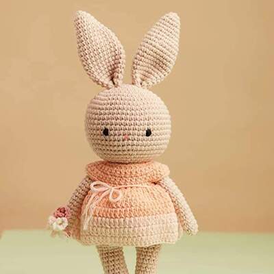 ซื้อ โรงงานขายส่ง หญิงดอกไม้สีชมพู สวมลูกตุ๊กตา crochet Easter Bunny กระต่าย Plush ของเล่นสัตว์ stuffed ผลิตจากพอลิเอสเตอร์ PP ผ้าใบ การผลิตออนไลน์