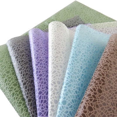 ซื้อ 100% โพลีเอสเตอร์ 85GSM 3D กระดาษห่อของขวัญนูน 60 Sq Ft กระดาษห่อ online manufacture