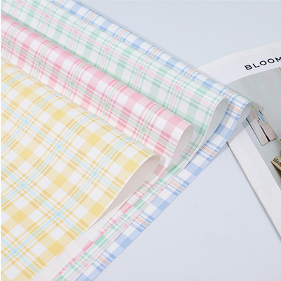 ราคาดี Bicolor ตรวจสอบดอกไม้ห่อแผ่น 58cmX58cm ฟิล์มพลาสติก Creative ออนไลน์