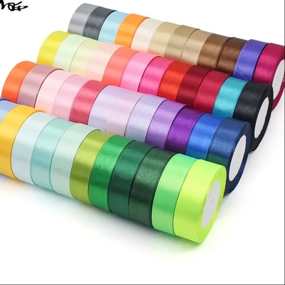 ราคาดี สีแข็ง ใบหน้าเดียว สายเทปสีซาติน สําหรับการสวมของขวัญ 25 มิลลิเมตร ปรับแต่งขนาดแพ็คเกจ 9X9X2.5 ซม. ออนไลน์