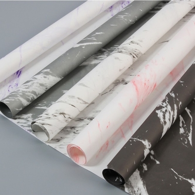 ราคาดี ผู้ผลิตขายดอกไม้แบบมาร์บอร์สีขาวในวันวาเลนไทน์ รวมถึงของขวัญในกระดาษห่อ และของขวัญที่ใส่ในพัสดุ DIY สําหรับร้านขายดอกไม้ ออนไลน์