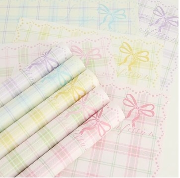 ราคาดี กระดาษห่อช่อดอกไม้ลายตารางง่ายๆ ขนาด 57*57 ซม. สำหรับงาน DIY ของนักจัดดอกไม้ ห่อดอกไม้ ออนไลน์
