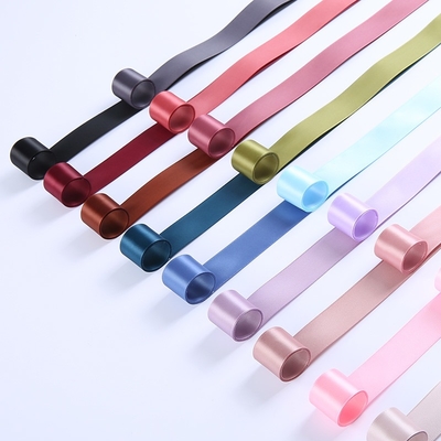 ราคาดี ริบบิ้นผ้าห่อของขวัญ Grosgrain สองด้านขนาด 1 นิ้ว 25mmX50 หลาริบบิ้นผ้าซาติน ออนไลน์